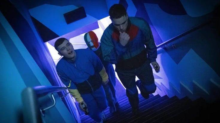 'Kneecap', komedia, politika eta musika uztartzen dituen film irlandarra, gaur zine forum saioan