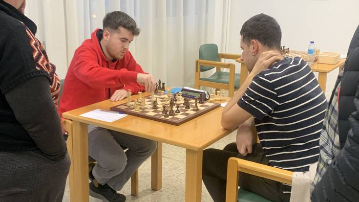 Askotariko emaitzak lortu dituzte xakeko jokalariek asteburuan