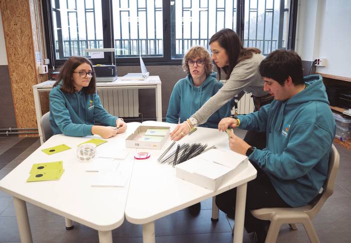 Taldean biratzen den gurpila