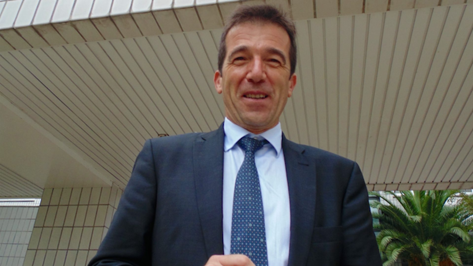 "Posible al da ardura kolektiboa indartzea, horretarako autoritarismoa eta beldurra erabili gabe?"
