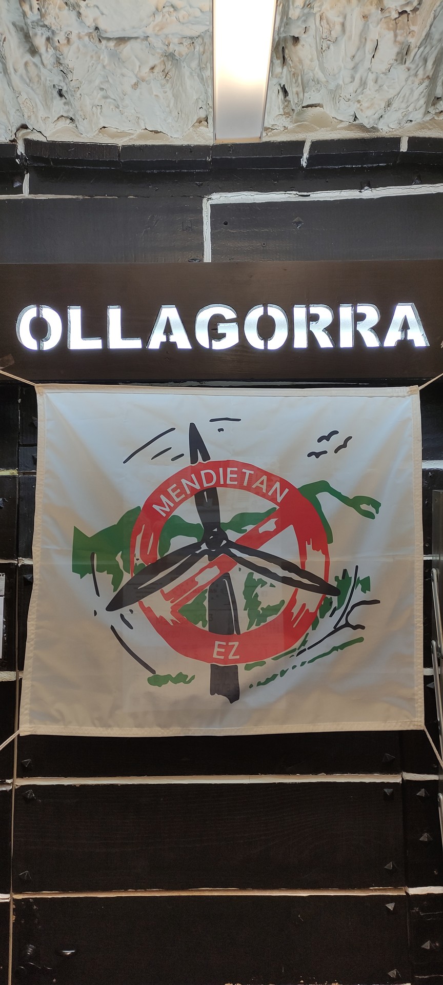 'Mendietan zentral eolikorik ez!' manifestazioan parte hartzera deitu du Ollagorra elkarteak