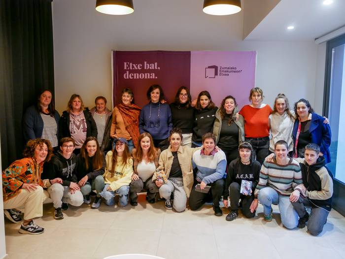 Mus txapelketa jokatuko dute ostiralean Emakumeon Etxean