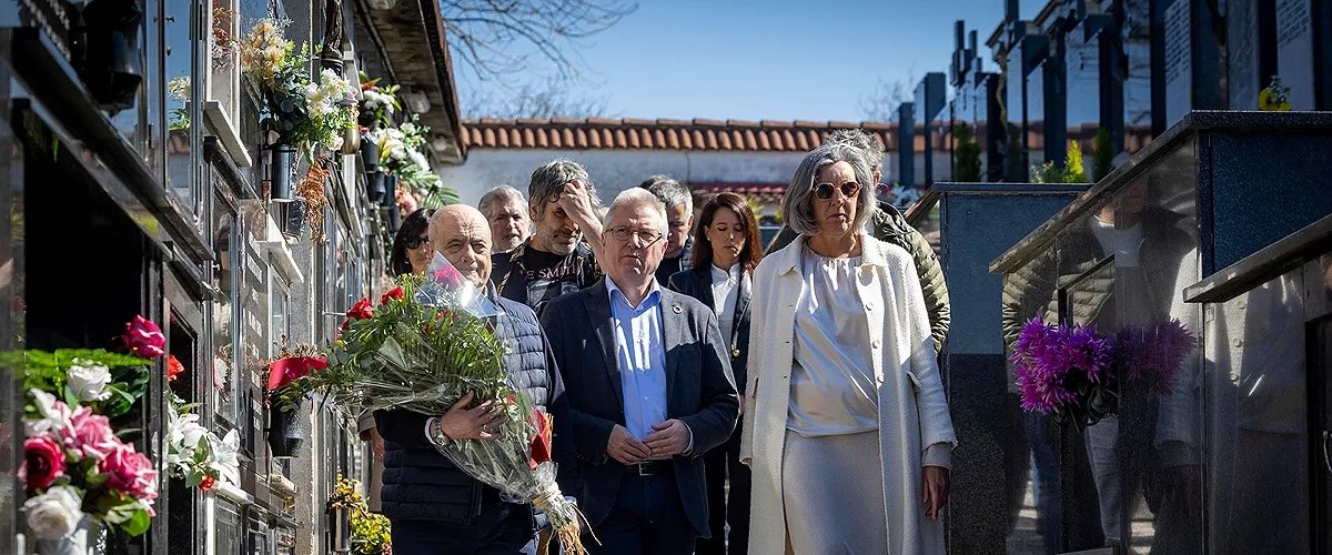 Juan Priede zinegotzi sozialistaren memoria gogoratu dute