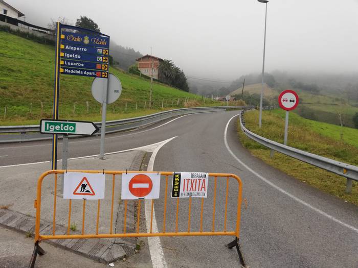 Bihar, osteguna, hasiko dituzte Benta bidea asfaltatzeko lanak