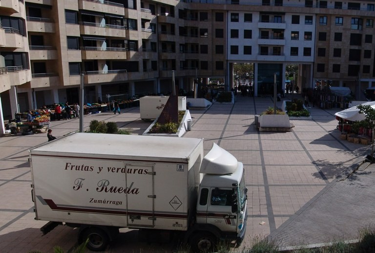 Ostegunetako azoka izango da bihar Ondartxo eta Amaia plazetan