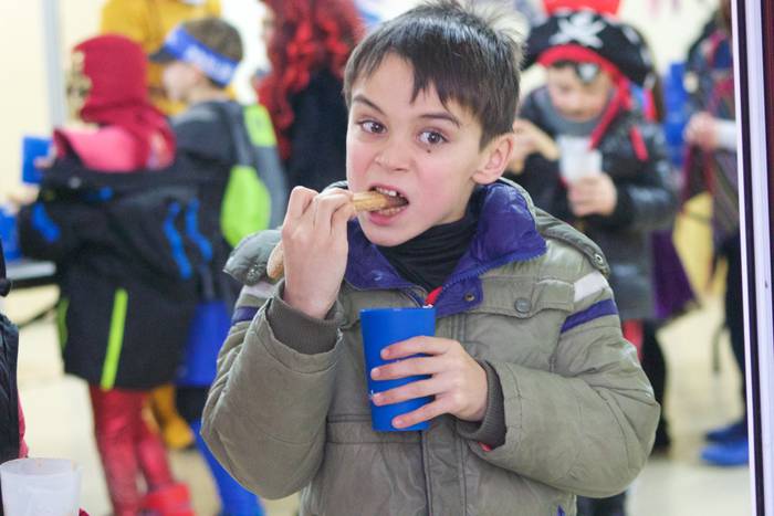 Txokolate jana, Arkupe elkartean