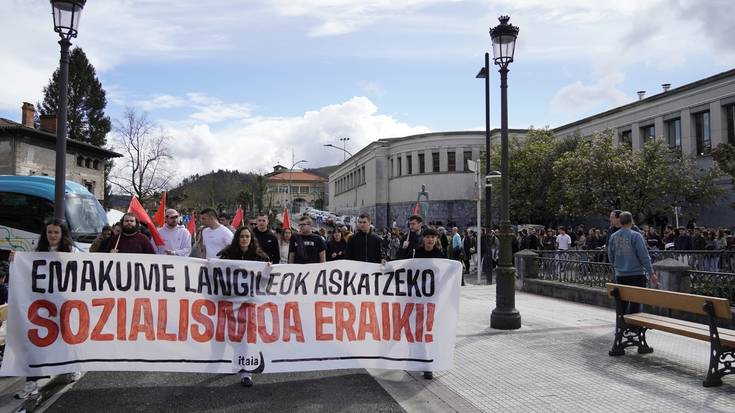 Itaiak beharrezkotzat jo du emakumeen zapalkuntzarekin amaitzeko "alternatiba iraultzailea" eraikitzea