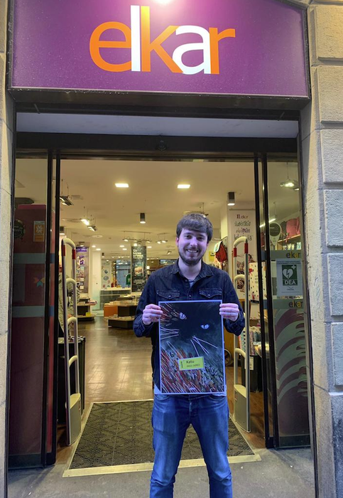 "Beti izan dut nobela bat argitaratzeko ametsa"