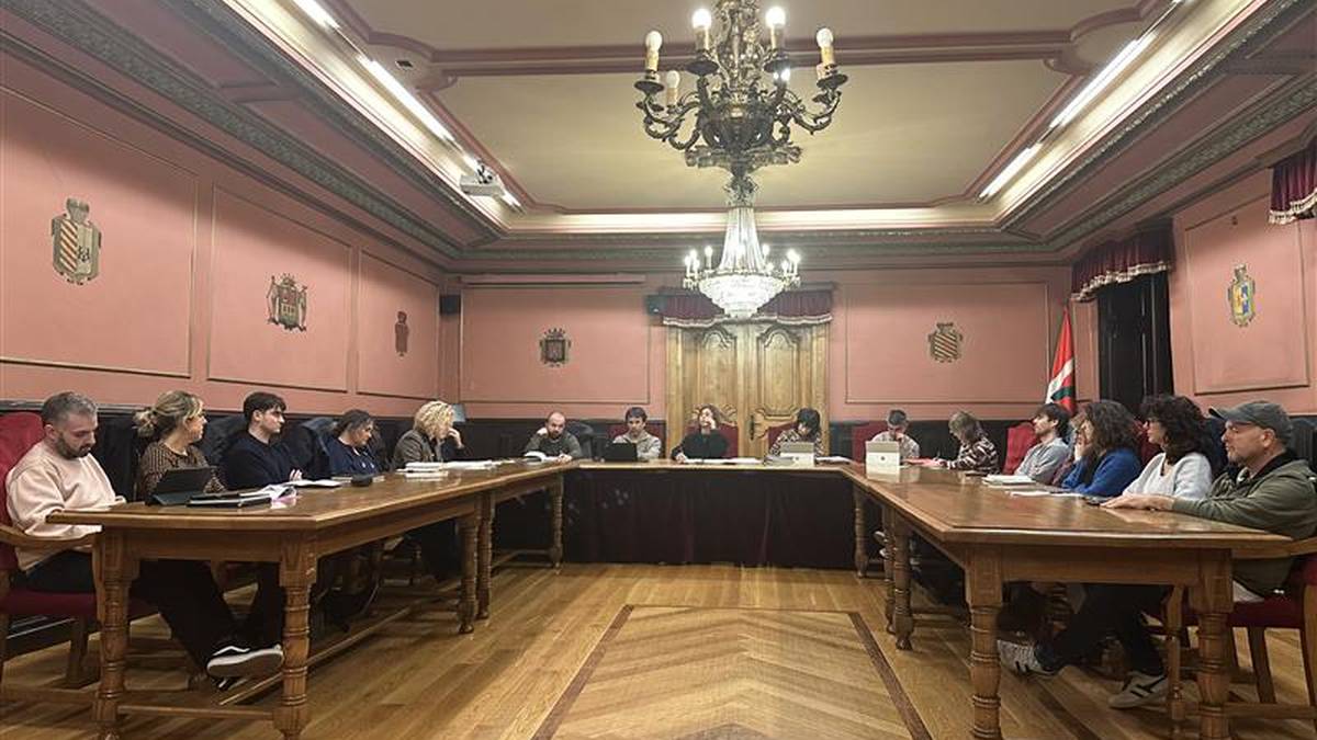 Inbertsioetan azpimarra eginda onartu du udalak datorren urteko aurrekontua