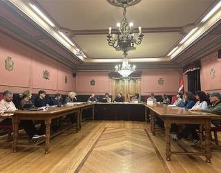 Inbertsioetan azpimarra eginda onartu du udalak datorren urteko aurrekontua