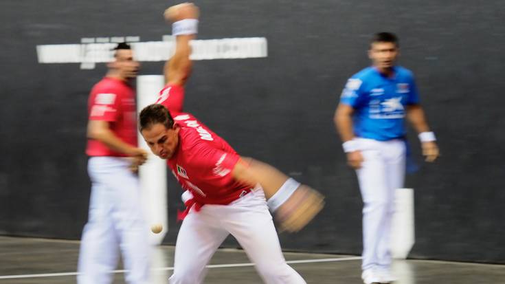 Galoiak erakutsi ditu Aimar Olaizolak Aitzurin