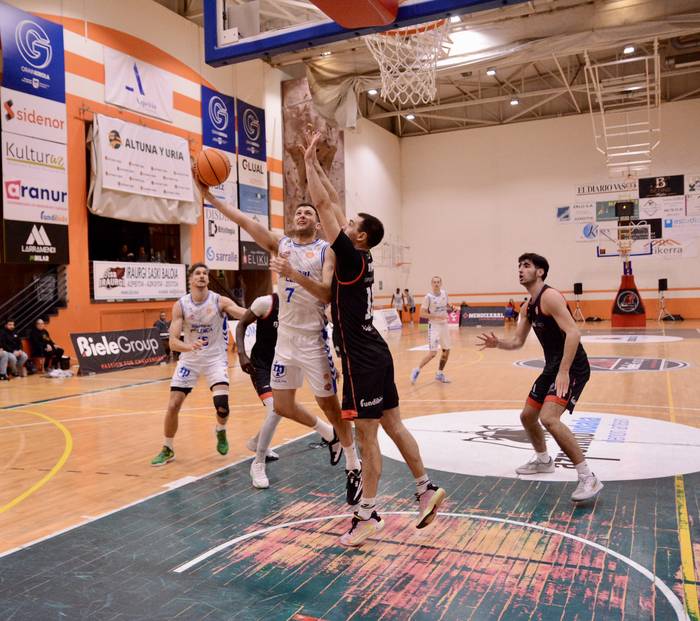 Iraurgik final zortzirenetan esan dio agur Espainiako Kopari