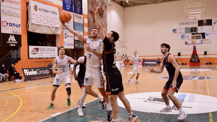 Iraurgik final zortzirenetan esan dio agur Espainiako Kopari