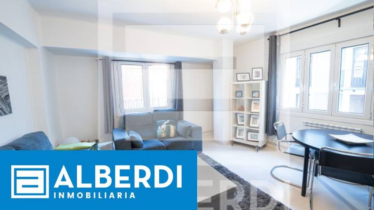 Alberdi Inmobiliaria: Aizkibel kalean etxebizitza handia salgai