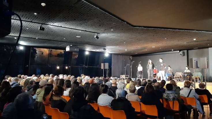 Salgai daude San Anton jaietako bertso saiorako sarrerak