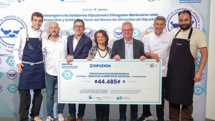 Kaia jatetxeko Igor Arregik parte hartu du Gipuzkoako Afari Solidarioaren prestaketan