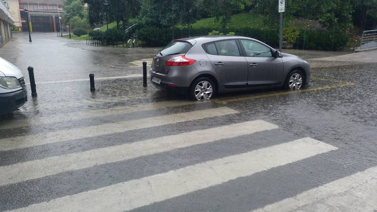 Abisu horia ezarri dute gaurko eta alerta laranja biharko