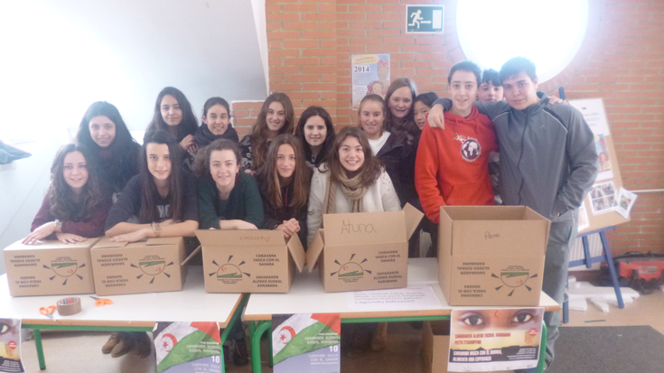 Janari bilketa ari da egiten Darahli elkartea