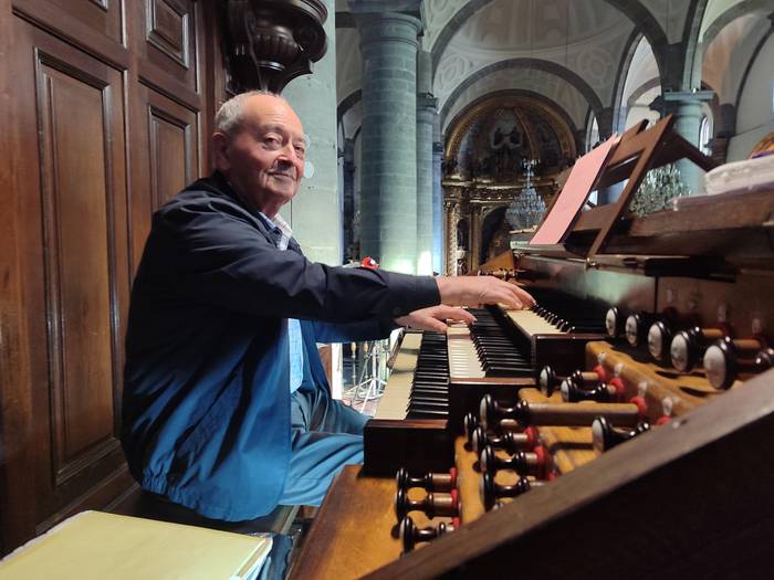 Jose Luis Frantsesena: "83 urte ditut, baina oraindik segitzeko gogoa daukat"