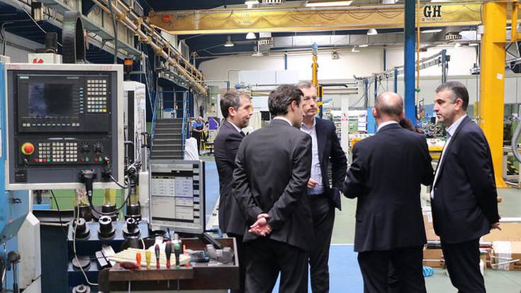 Markel Olanok Korta enpresa bisitatu du gaur