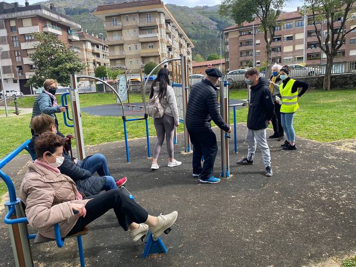 Ttipi Ttapa programaren lehen saioa egin dute Azkoitian