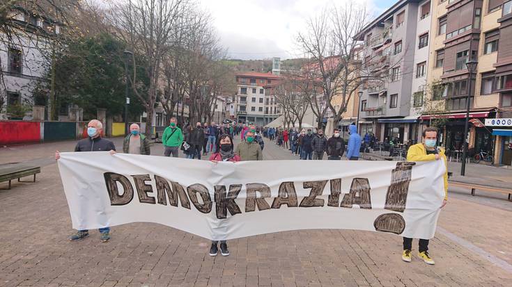 'Bateragune' auzia errepikatzearen kontra protesta egin dute Zumaian ere
