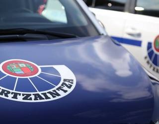 Gizon bat atxilotu dute Aian, adin txikiko bati sexu erasoa egitea egotzita