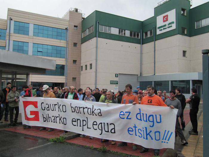 Corrugados Azpeitiatik 76 langile kaleratu dituzte gaur