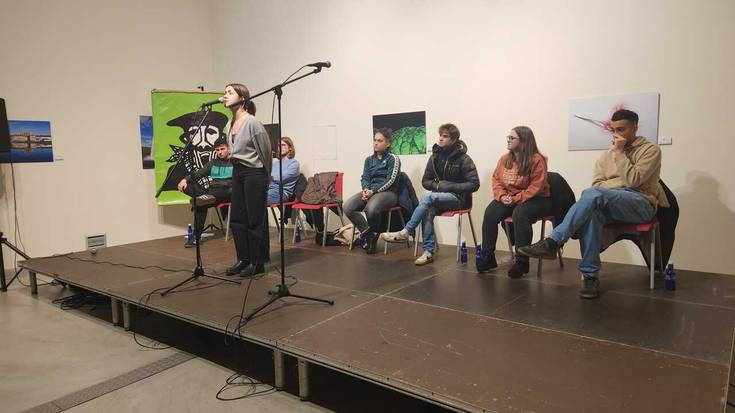 Saio ederra eskaini dute bertsolari gazteek