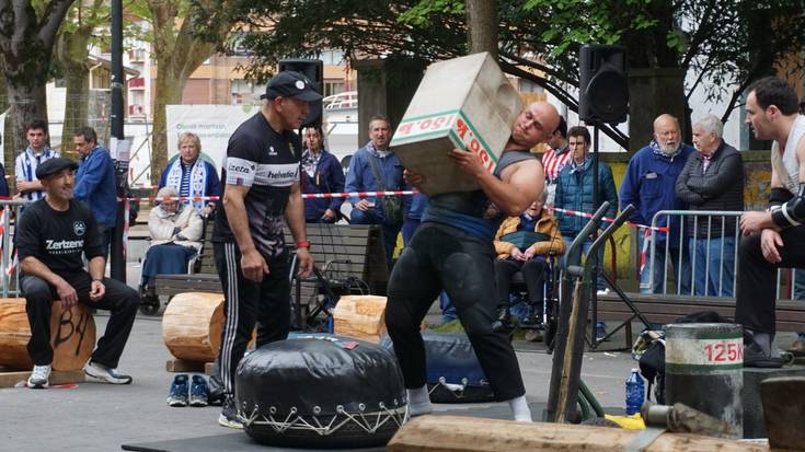 'Endañeta' harri jasotzailea omendu dute santelmoetako herri kirol erakustaldian
