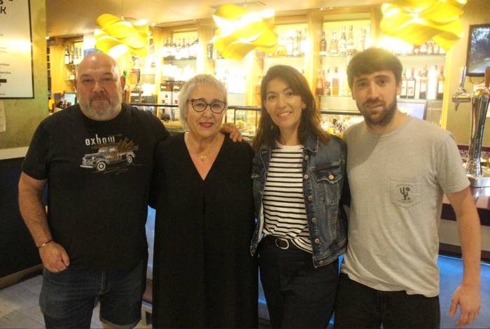 Eli Salegi: "Giro jatorra izaten da San Pelaio jaietan, eta gustura egiten da lan"