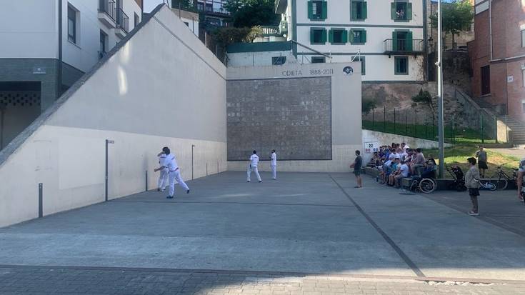 Txapelketa herrikoiko finalak jokatuko dituzte bihar eta etzi Odieta frontoian