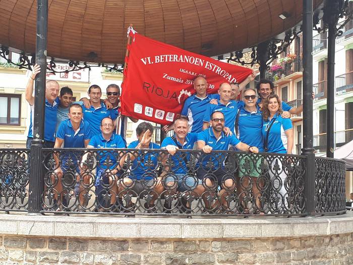 Badok 13, banderen aparretan