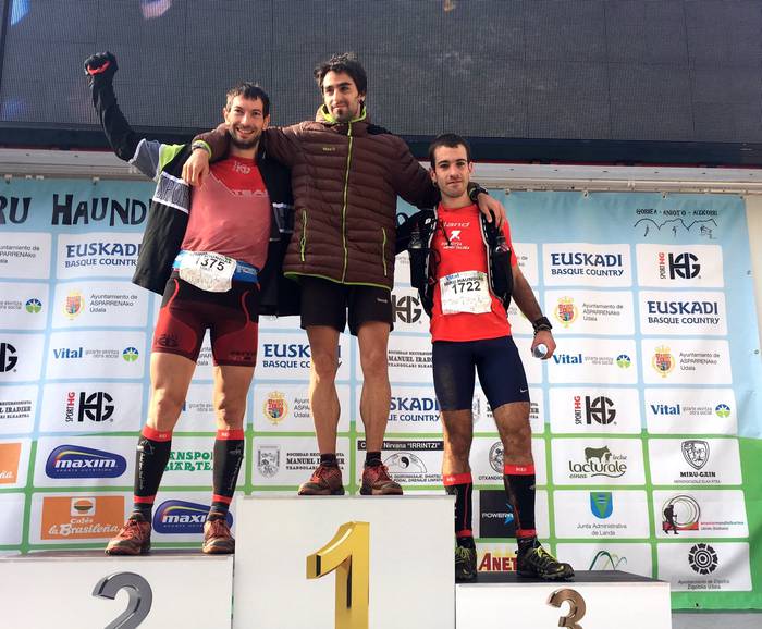 Bigarren izan da Mikel Etxeberria Hiru Handiak mendi lasterketan