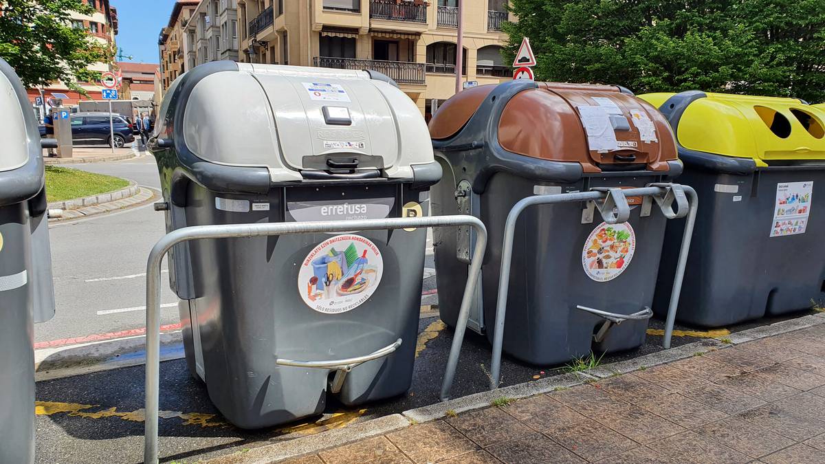 Udal elkarteak hondakinak biltzeko zerbitzua eskainiko du hilaren 24an eta 31n