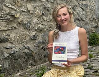 '0 negatiboa' poema liburua aurkeztuko du Arantzazu Lizartzak bihar Garoan