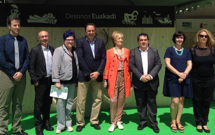 Herriko eskaintza turistikoa Malagako azokan