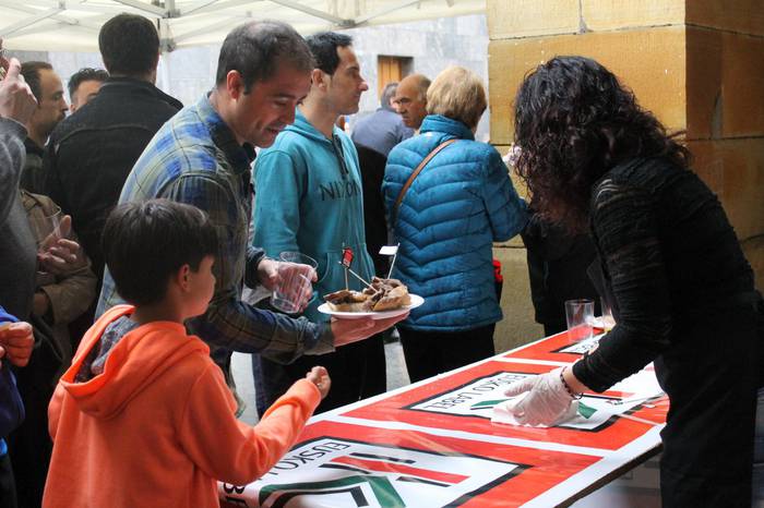Irudietan: Herri Jaiak ospatu dituzte Azkoitian