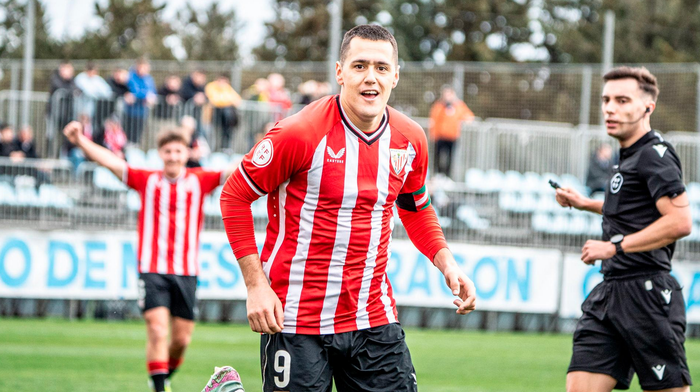 Athleticek 2027ra arte luzatu dio kontratua Urko Izeta jokalari aiarrari