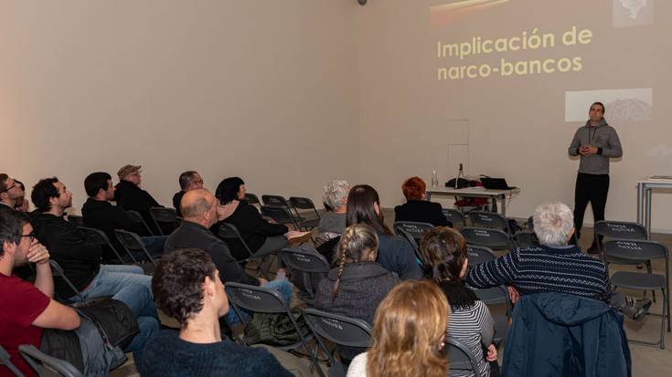 Ahoztar Zelaietak bere azken liburua aurkeztu du Alondegian