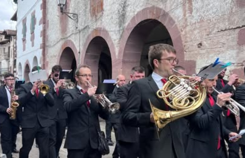 Herriko bandak eta Elizondokoak kontzertua emango dute zapatuan Zestoan