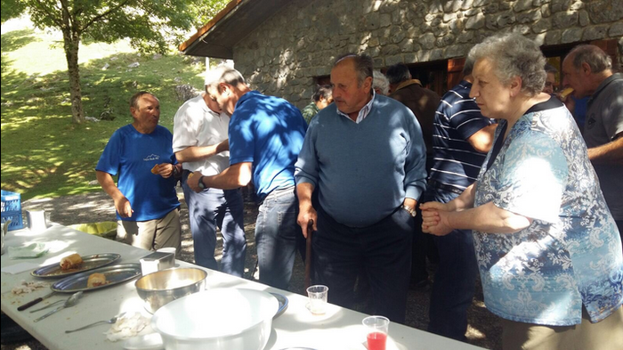 Eguraldi onarekin eta giro ederrean ospatu zuten Jubilatuen Xoxoteko Eguna