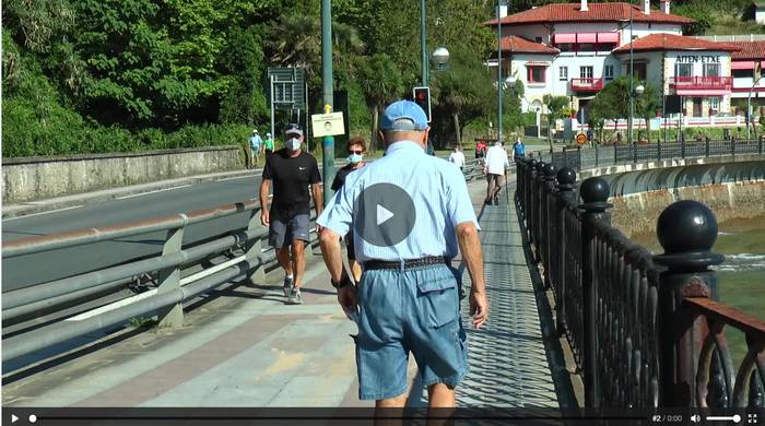 Zarautz-Getaria pasealekuko erabiltzaileen iritzia maskara erabili beharraz