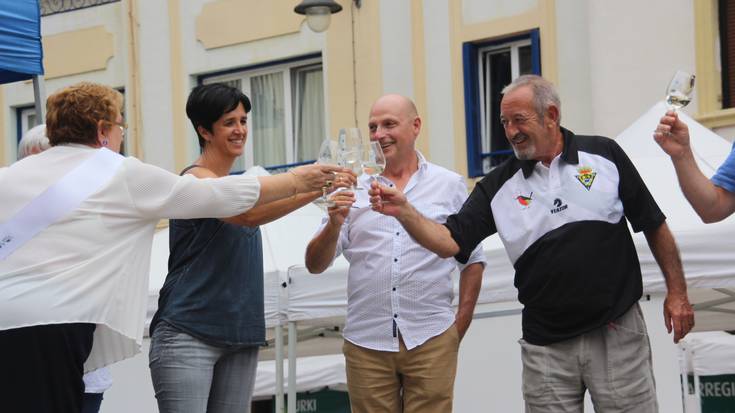 Aurtengo urterako berrikuntzak aurreikusi ditu Zurekin ostalari elkarteak