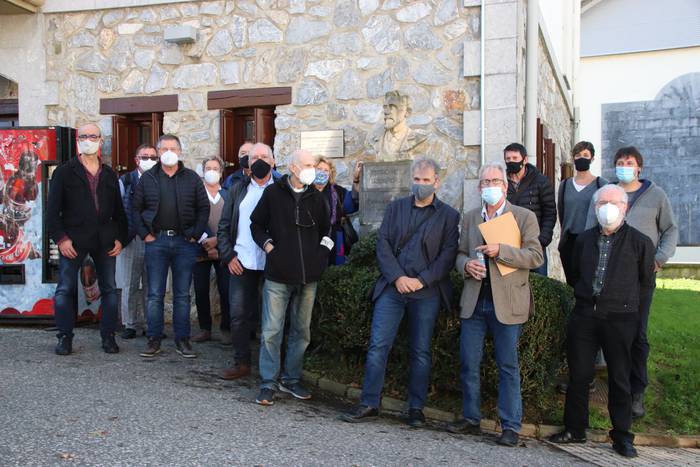 'Ombuaren itzala' proiektuaren aurkezpena eta bertso saioa izango dira etzi Azkoitian