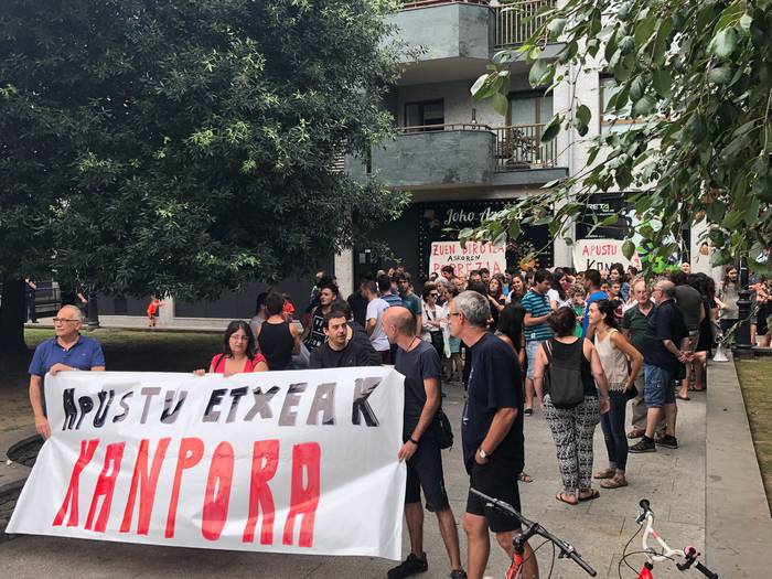 Azpeitiko apustu etxearen aurkako sinadura bilketa abiatuko du Elkar-ekinek datorren astean