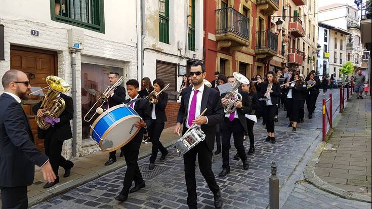 Txupinazioak emango die gaur hasiera San Pedro jaiei