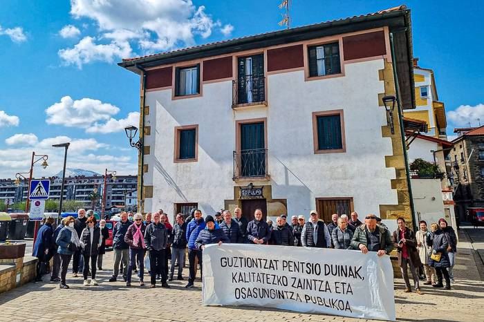 "Prezioen hazkunde neurrigabea" salatu dute pentsiodunek gaurko elkarretaratzean