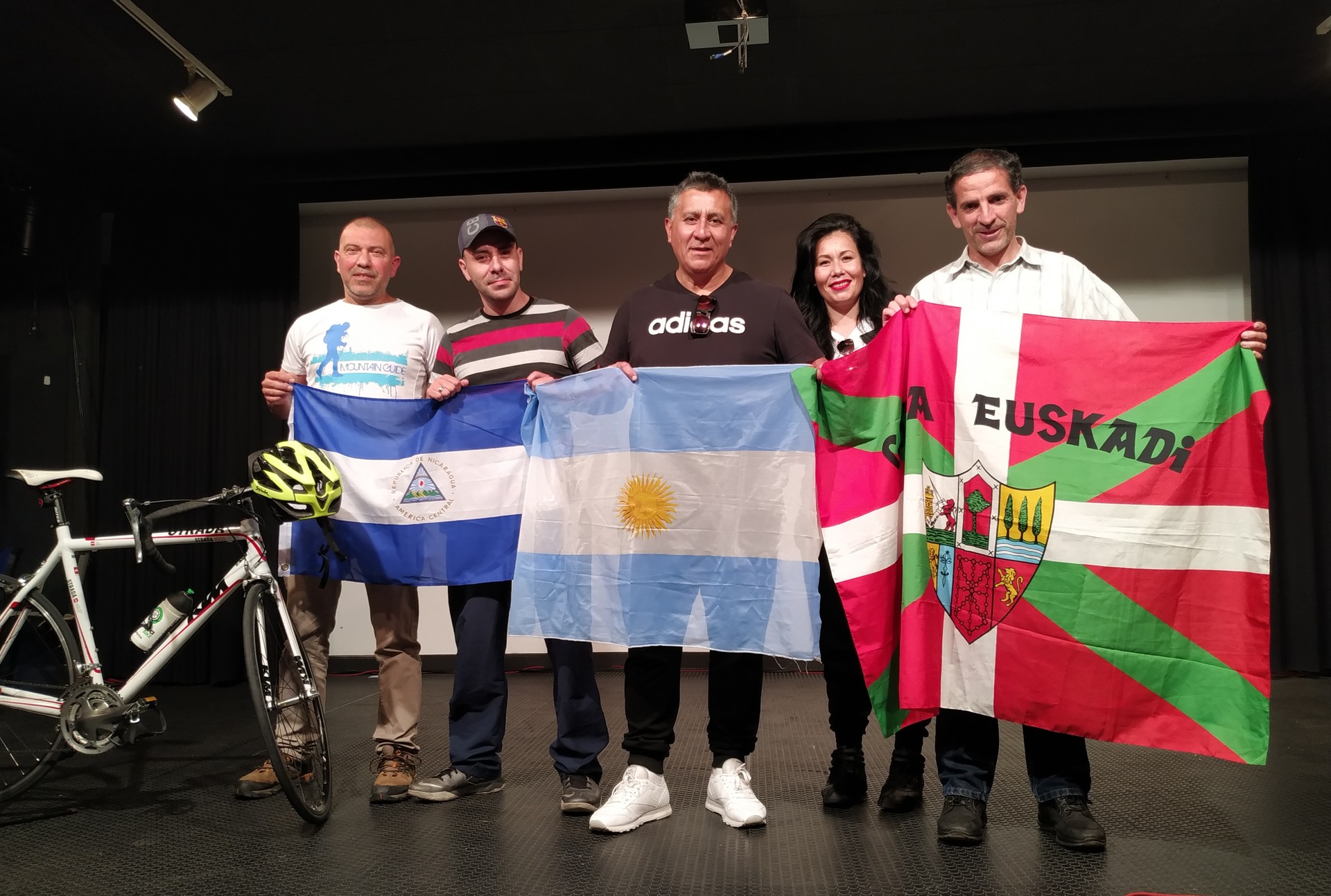 Donostia, Madril eta Bartzelona bizikletaz egingo ditu Sergio Gomezek