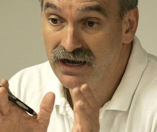 "Herri batek bere ondarea du, eta ondare horretan transmititzen dira bere baloreak eta identitatea"